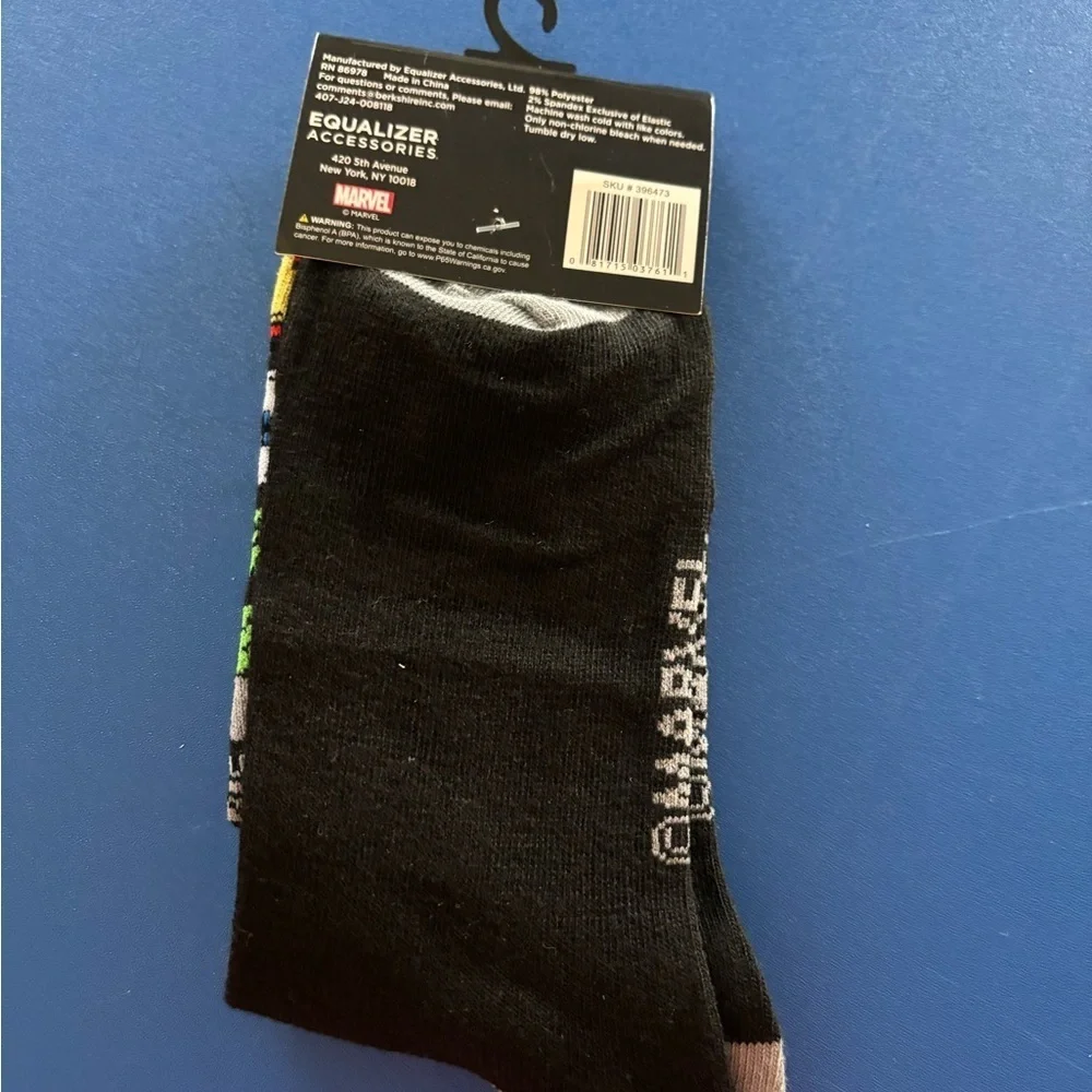 Marvel Crew Socks - sz 9-12 superhero Multicolor